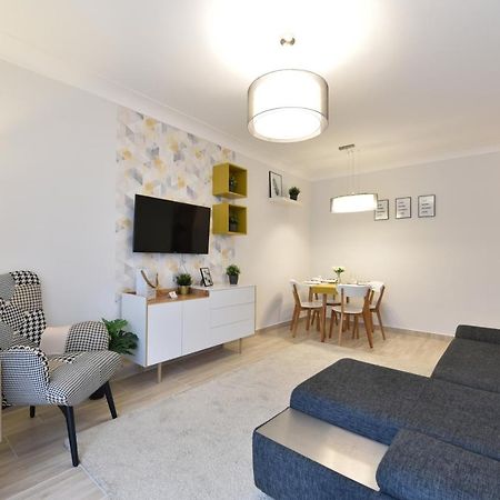 Kiralykut 2 Apartman - Ingyen Parkolas, Bicajok, Ac Székesfehérvár Exterior foto